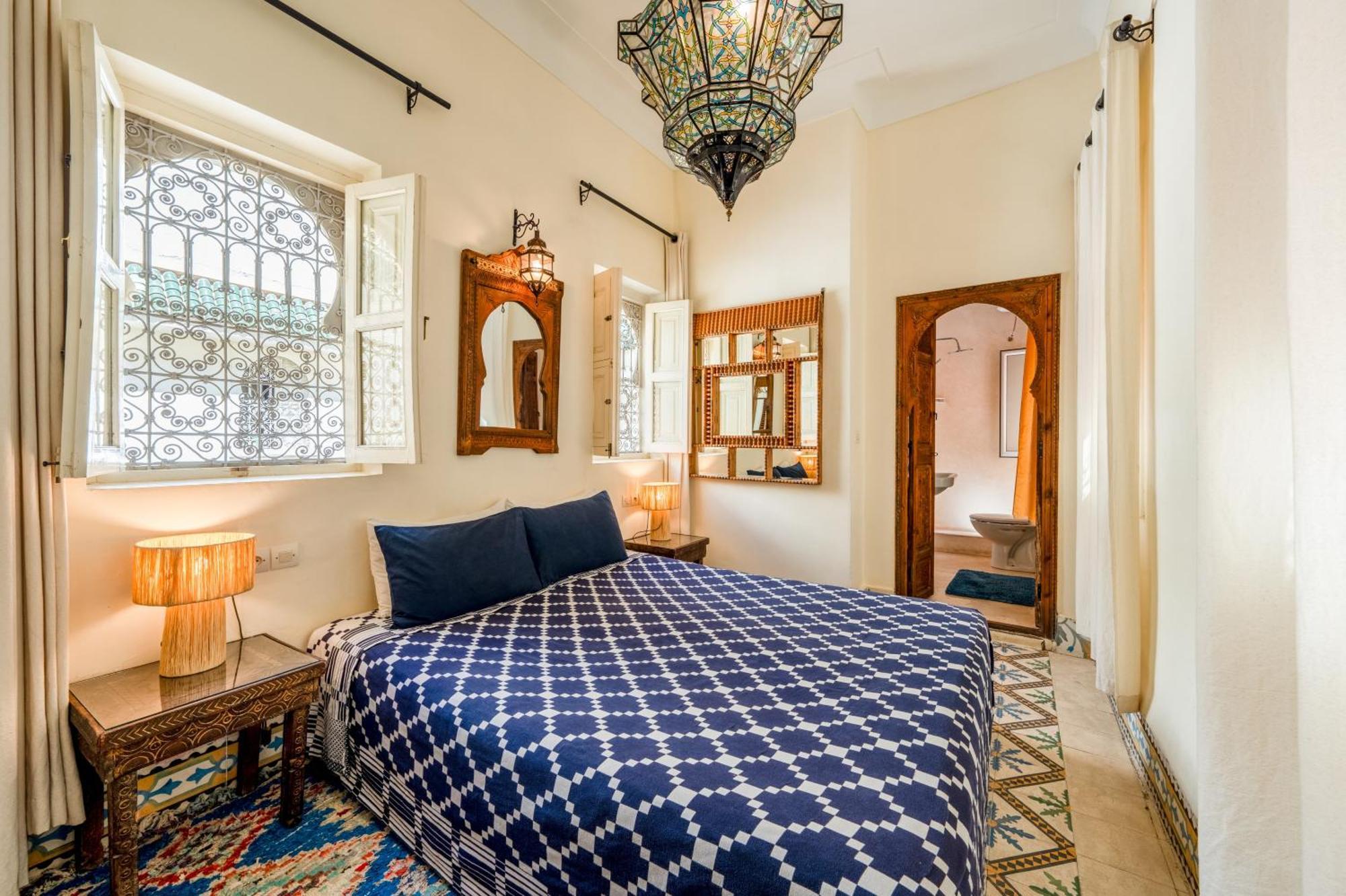 Guest house Maison Du Tresor 3*