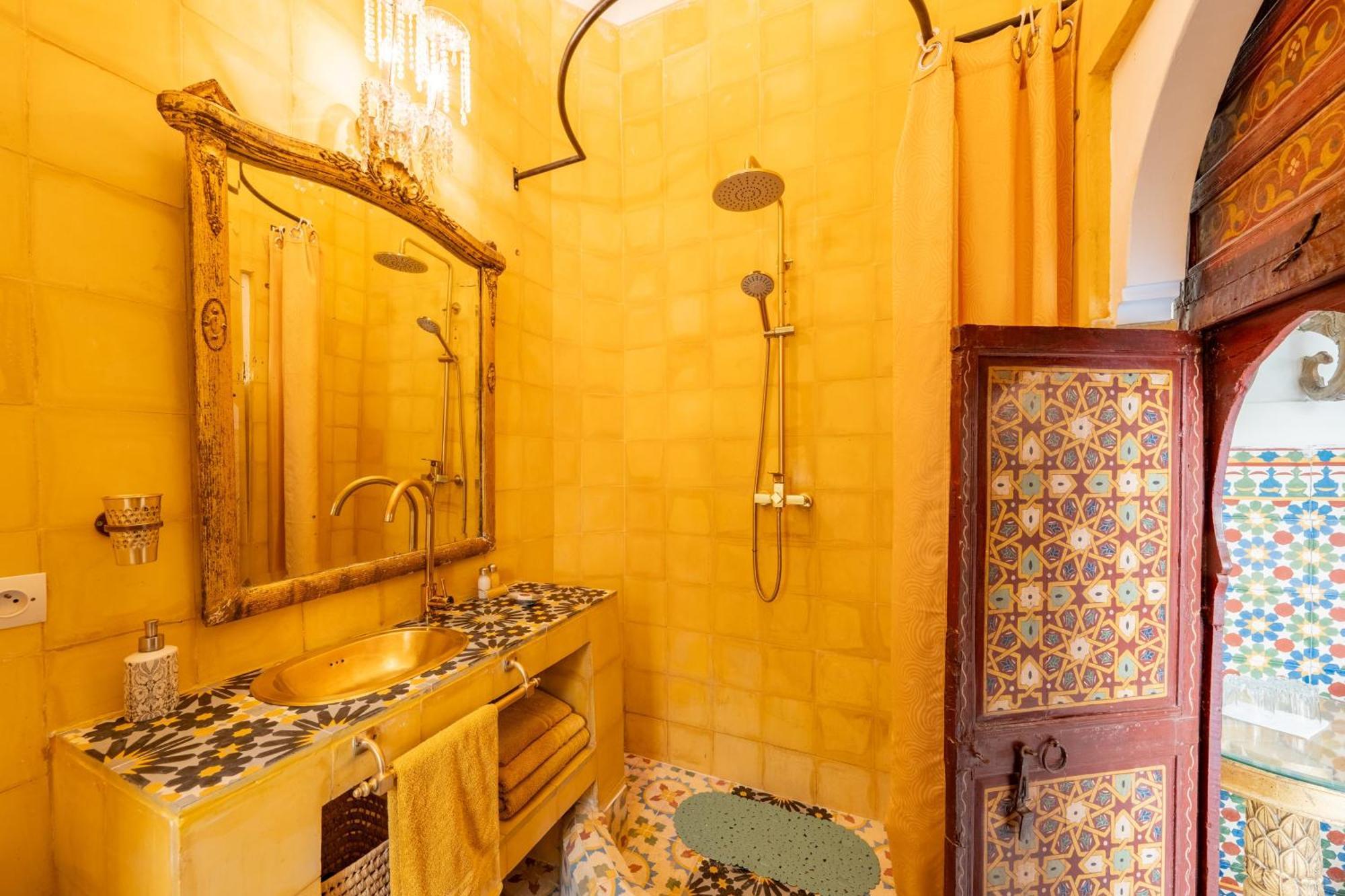 Guest house Maison Du Tresor