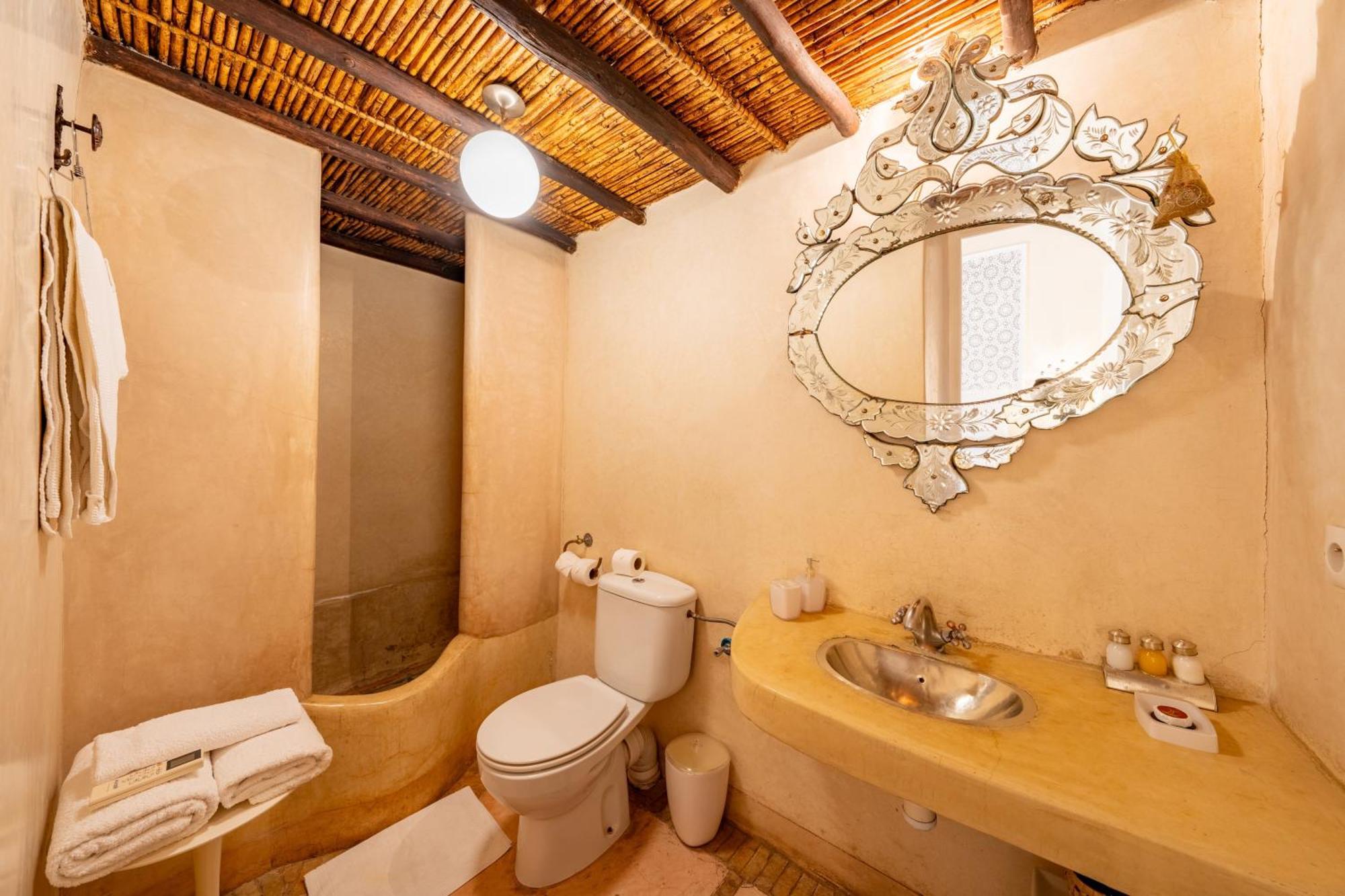 Maison Du Tresor Casa de hóspedes 3*